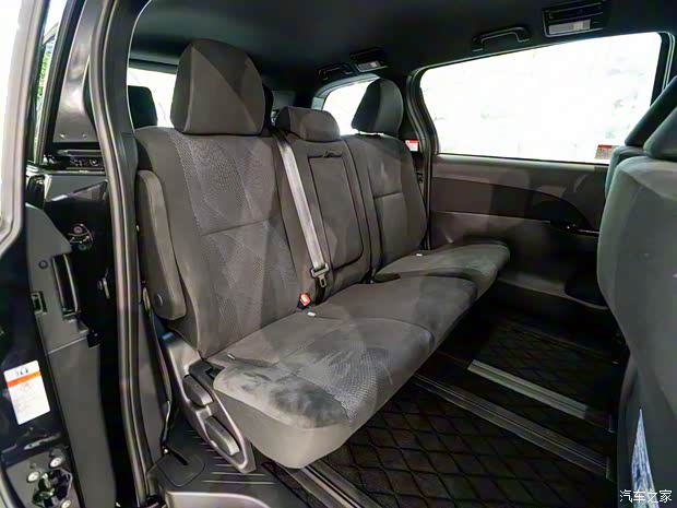 丰田(进口) 普瑞维亚 2016款 基本型