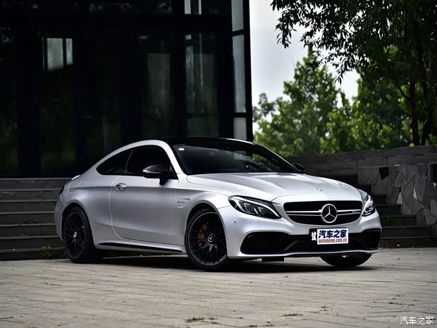 梅赛德斯-AMG 奔驰C级AMG 2016款 AMG C 63 S Coupe