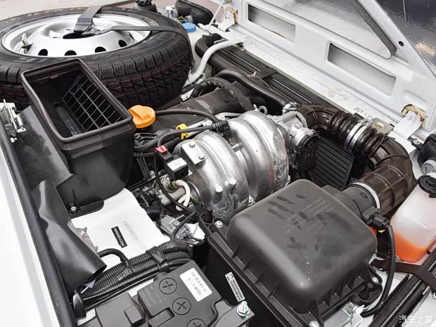 拉达汽车 泥瓦 2017款 基本型