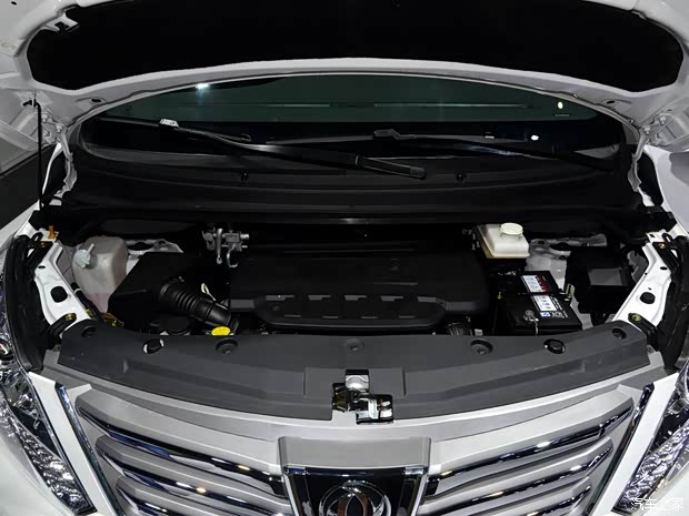 東風(fēng)風(fēng)行 風(fēng)行CM7 2017款 基本型