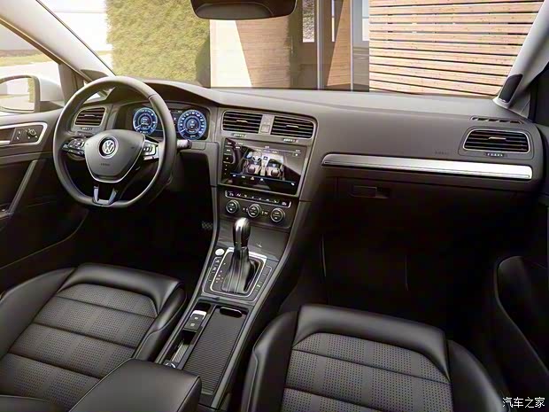 大眾(進(jìn)口) 高爾夫(進(jìn)口) 2017款 電動(dòng)版