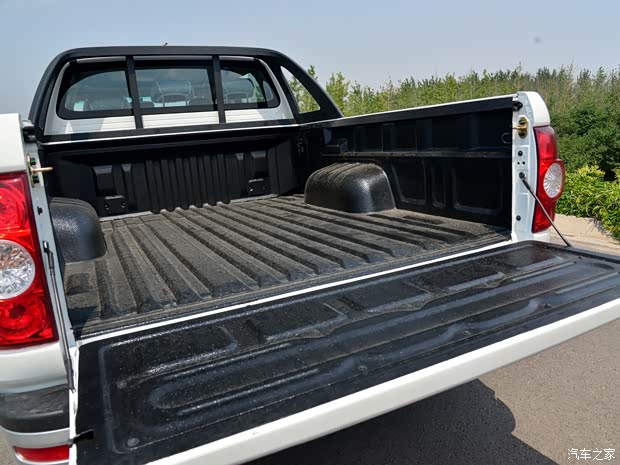 江淮汽車 帥鈴T6 2016款 2.8T柴油創(chuàng)客版長(zhǎng)軸HFC4DA1-2C