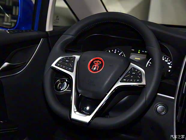 比亚迪 宋MAX 2017款 1.5T 自动互联尊贵型 比亚迪 宋MAX 2017款 1.5T 自动互联尊贵型