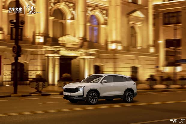 觀致汽車 觀致7 2020款 1.8T 領(lǐng)航旗艦型