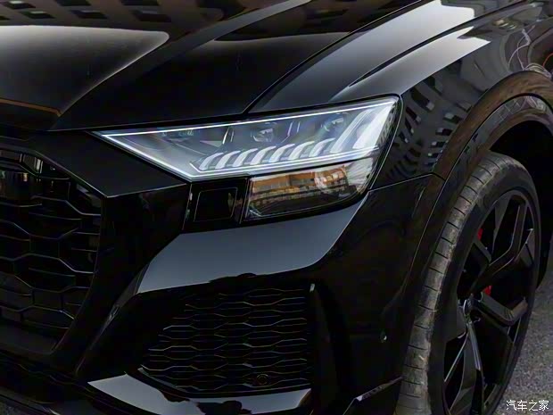 Audi Sport 奥迪RS Q8 2021款 基本型