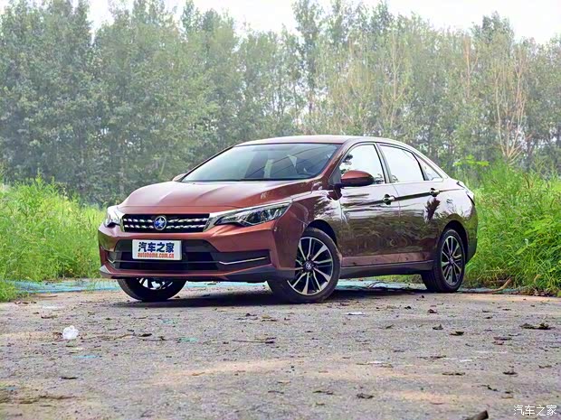 东风启辰 启辰D60 2017款 1.6L CVT舒适版 东风启辰 启辰D60 2017款 1.6L CVT舒适版