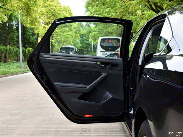 上汽大众全新Passat280TSI深度试驾品鉴