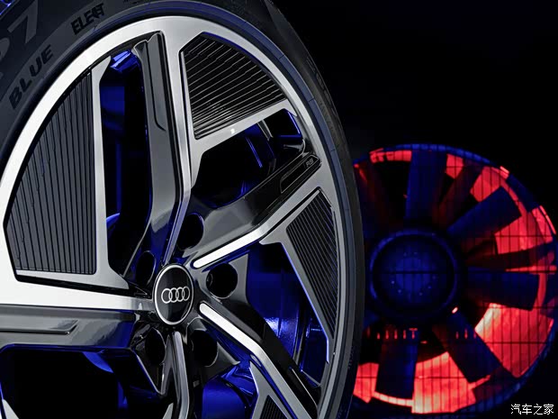 Audi Sport 奥迪RS e-tron GT 2021款 基本型