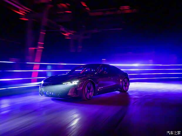 Audi Sport 奥迪RS e-tron GT 2021款 基本型