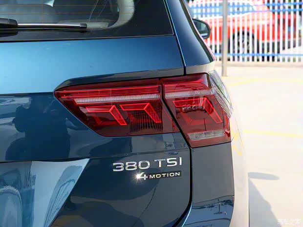 上汽大众 途观L 2022款 380TSI 自动四驱基本型