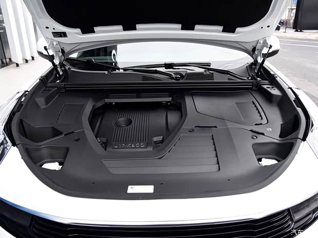 領(lǐng)克 領(lǐng)克01 2017款 型Pro