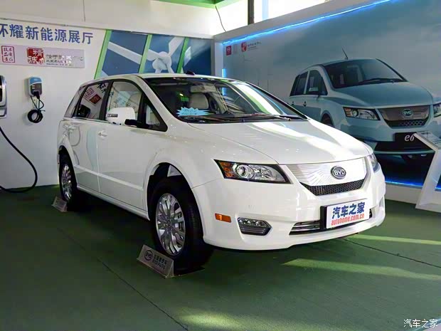 比亚迪 比亚迪e6 2016款 400 精英版