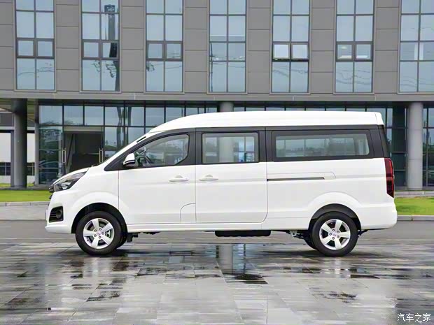 华晨鑫源 金海狮 2021款 1.5L 客车旅行狮 6座