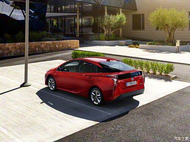 丰田(进口) 普锐斯(海外) 2016款 基本型 丰田(进口) 普锐斯(海外) 2016款 基本型