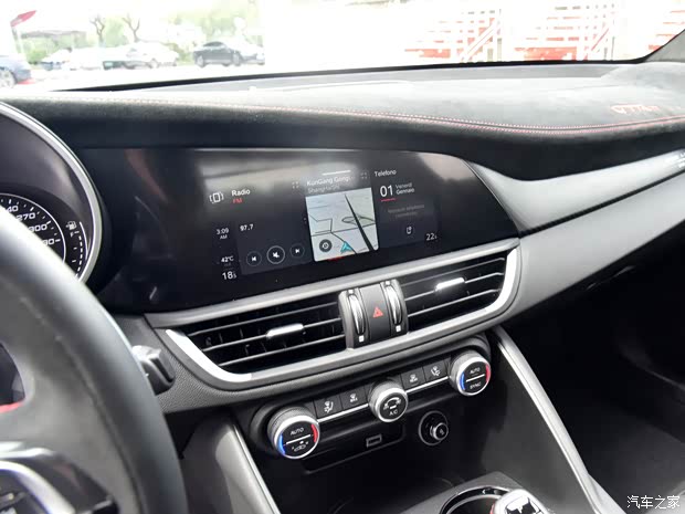 阿爾法·羅密歐 Giulia 2021款 GTAm 試裝車