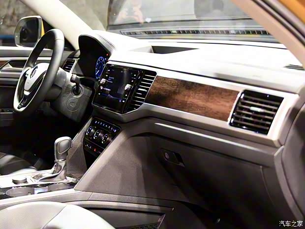 大眾(進(jìn)口) 大眾Atlas 2017款 基本型