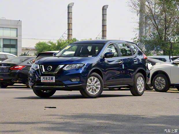 東風(fēng)日產(chǎn) 奇駿 2017款 2.0L CVT智享版 2WD