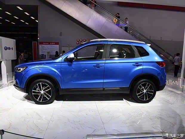 一汽奔腾 奔腾X40 2016款 基本型 一汽奔腾 奔腾X40 2016款 基本型