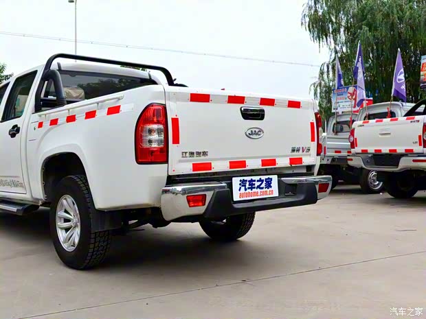 江淮汽車 瑞鈴 2015款 2.5T V5 限量版 兩驅(qū)大雙排4B2-95C43