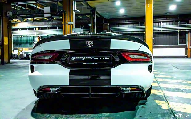 SRT 蝰蛇 2015款 GT