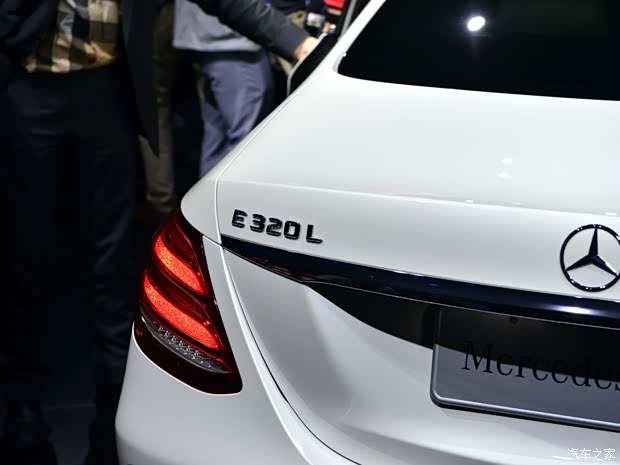 北京奔驰 奔驰E级 2016款 E 320 L 运动型 4MATIC