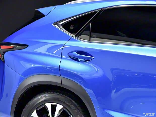 雷克萨斯 雷克萨斯NX 2017款 300 F SPORT