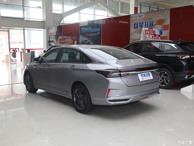 东风乘用车 奕炫MAX 2021款 1.5T 超能型爸版