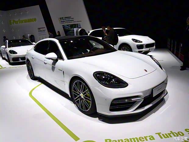 保时捷 Panamera新能源 2017款 Panamera Turbo S E-Hybrid 保时捷 Panamera新能源 2017款 Panamera Turbo S E-Hybrid