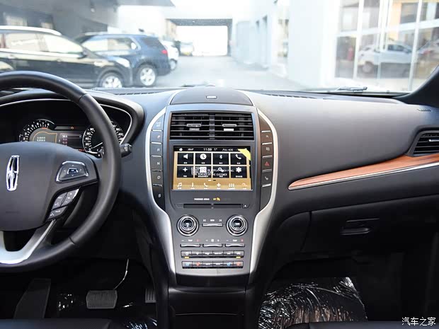 林肯 林肯MKC 2017款 2.0T 四驱尊耀版