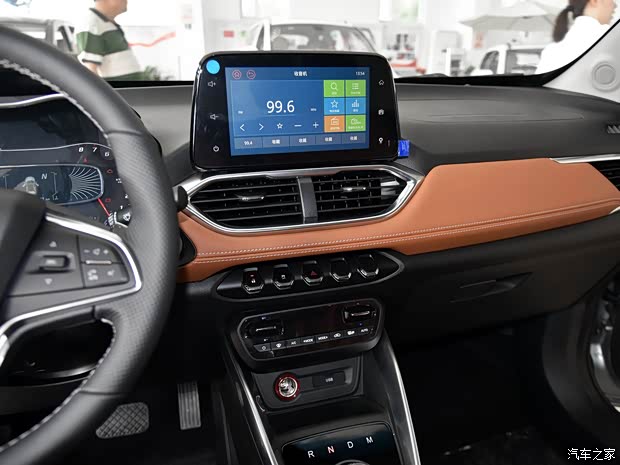 上汽通用五菱 宝骏510 2017款 1.5L AMT豪华型