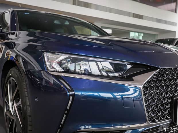 DS汽车 DS 9 2021款 45THP 里沃利版