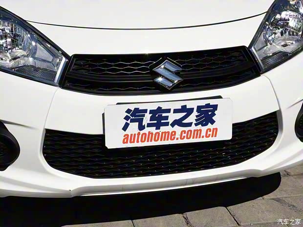 长安铃木 奥拓 2013款 改款 1.0L 手动舒适型 长安铃木 奥拓 2013款 改款 1.0L 手动舒适型