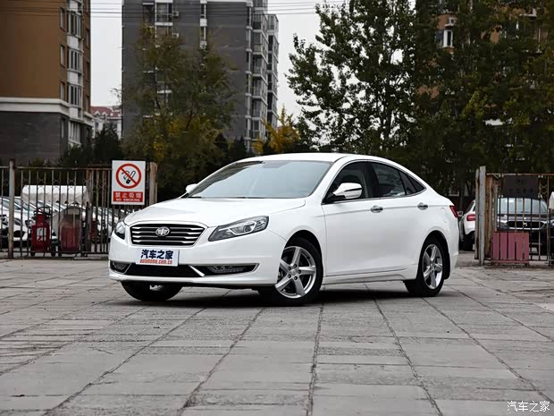 一汽奔騰 奔騰B70 2016款 2.0L 自動十周年紀(jì)念版 一汽奔騰 奔騰B70 2016款 2.0L 自動十周年紀(jì)念版