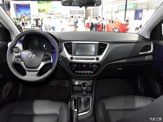 北京現(xiàn)代 悅納 2016款 基本型 北京現(xiàn)代 悅納 2016款 基本型