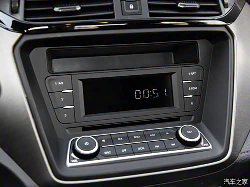 【海马M3贷款2年0利息5万元起的家庭轿车油