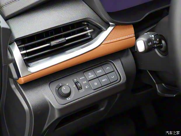 上汽大通 上汽大通MAXUS G50 2021款 PLUS 基本型