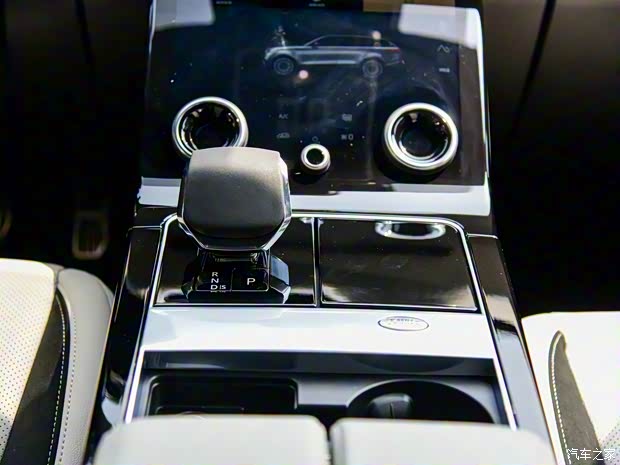 路虎(進(jìn)口) 攬勝星脈 2021款 基本型