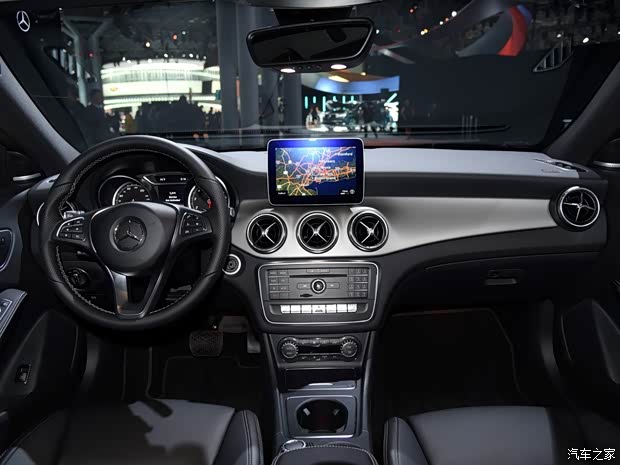 奔驰(进口) 奔驰CLA级 2016款 CLA 250 4MATIC