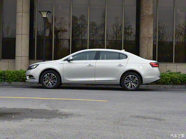 上汽集團 榮威e950 2016款 1.4T 行政尊享版 上汽集團 榮威e950 2016款 1.4T 行政尊享版