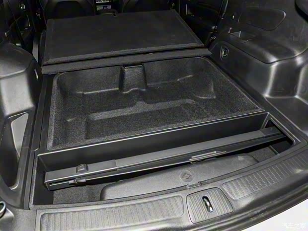 广汽菲克Jeep 指挥官 2018款 2.0T 四驱臻享版