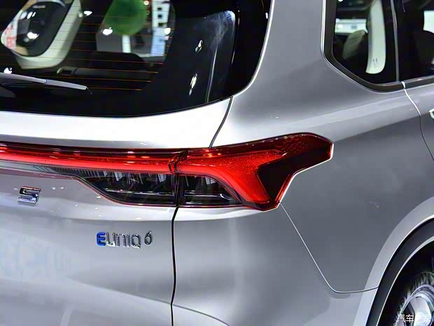 上汽大通 上汽MAXUS EUNIQ 6 2019款 基本型