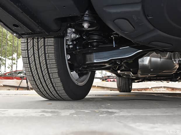 广汽丰田 汉兰达 2018款 2.0T 四驱豪华版 7座 国VI