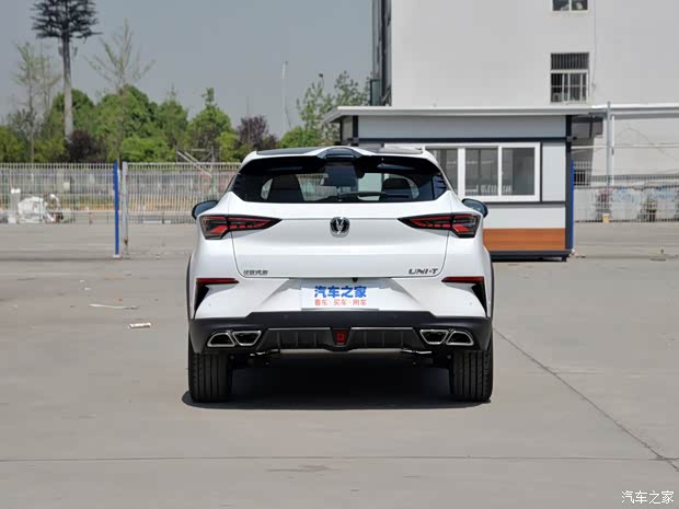 长安汽车 长安UNI-T 2020款 1.5T 旗舰型