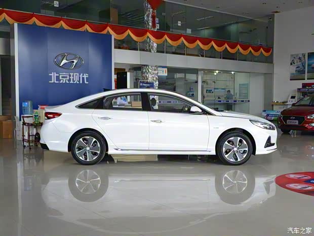 北京現(xiàn)代 索納塔新能源 2018款 基本型