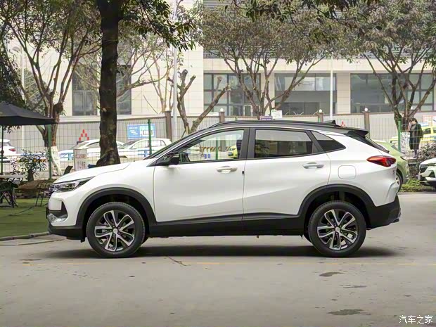 上汽通用别克 昂科拉 2021款 332T CVT精英型