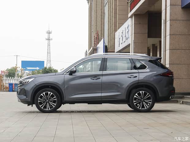 广汽乘用车 传祺GS5 2020款 1.5TGDI 自动尊享版