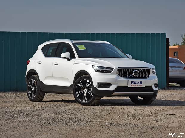 沃尔沃亚太 沃尔沃XC40 2021款 T4 四驱智远豪华版