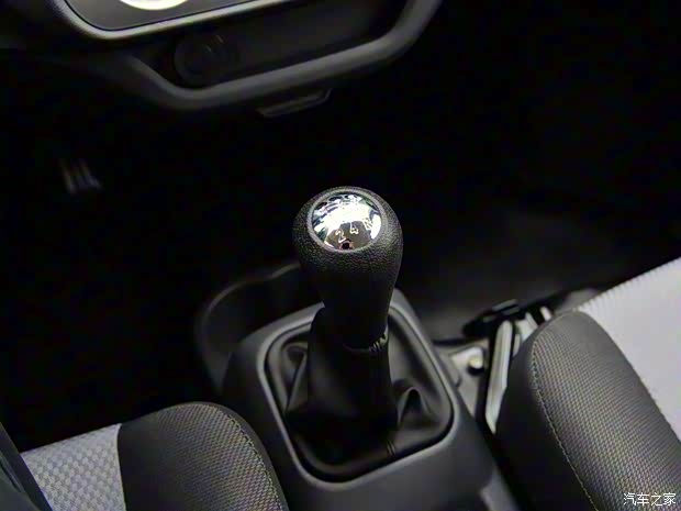 长安轻型车 长安星卡L1 2019款 1.5L货车标准型双排额载975kg