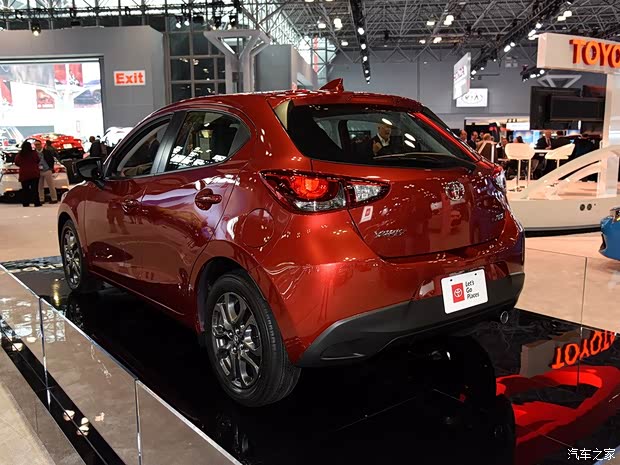 丰田(进口) YARiS(海外) 2019款 基本型 丰田(进口) YARiS(海外) 2019款 基本型