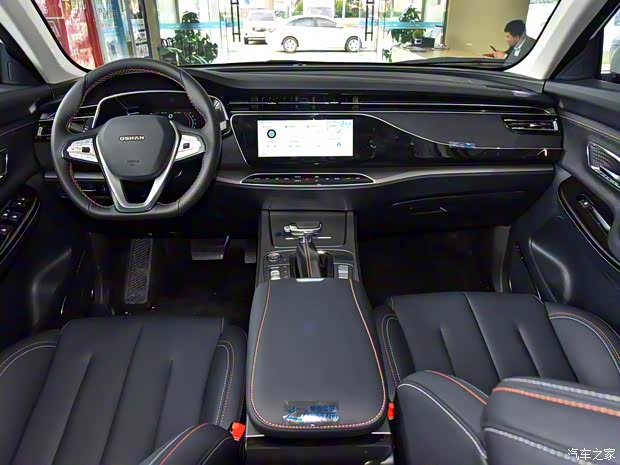 长安汽车 长安欧尚X7 2020款 1.5T 自动旗舰型